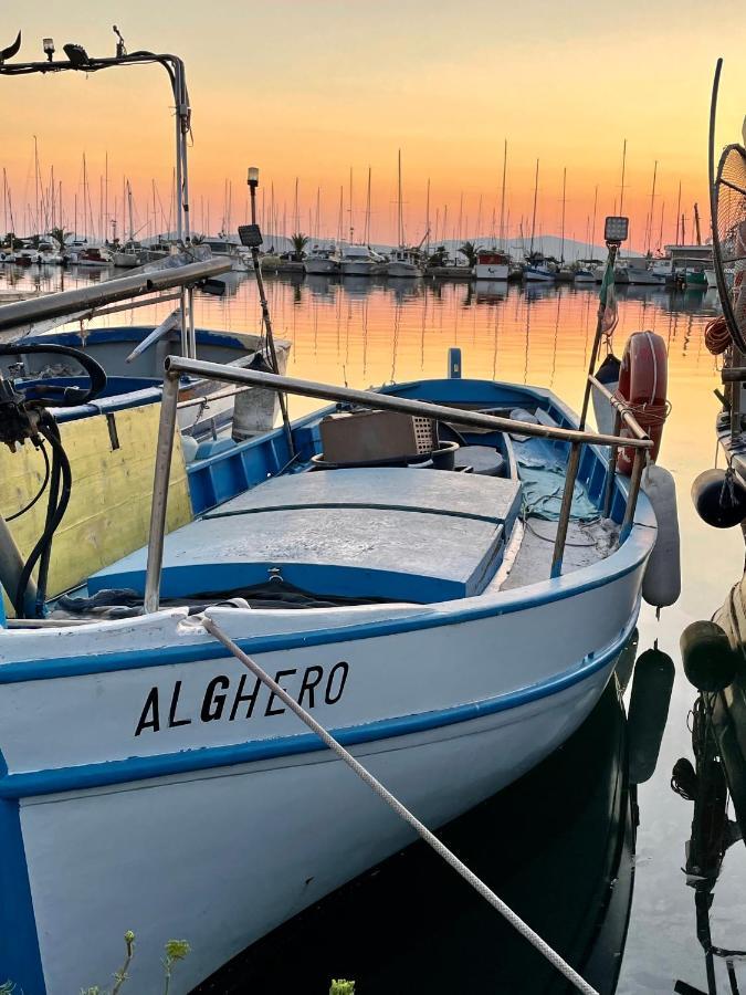 Houseboat Seabreeze Otel Alghero Dış mekan fotoğraf